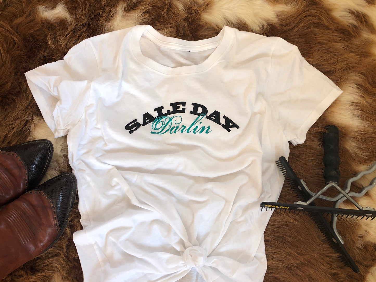 the |Sale| Day Darlin' ladies tee