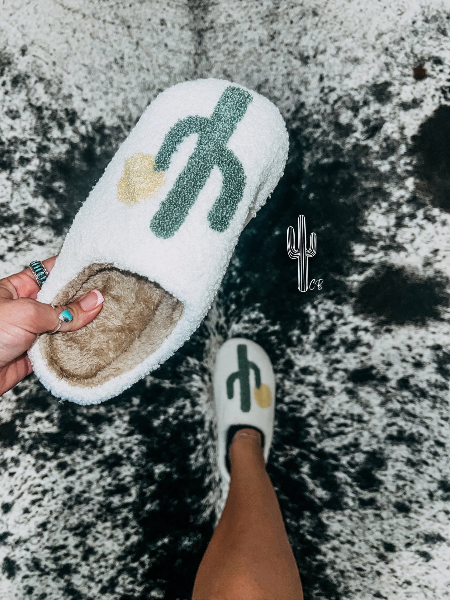 the Keep Me |Cozy| Slippers