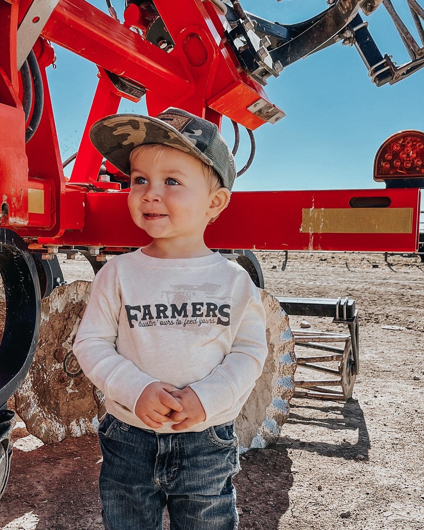 the |Farmers| Bustin Ours pullover littles