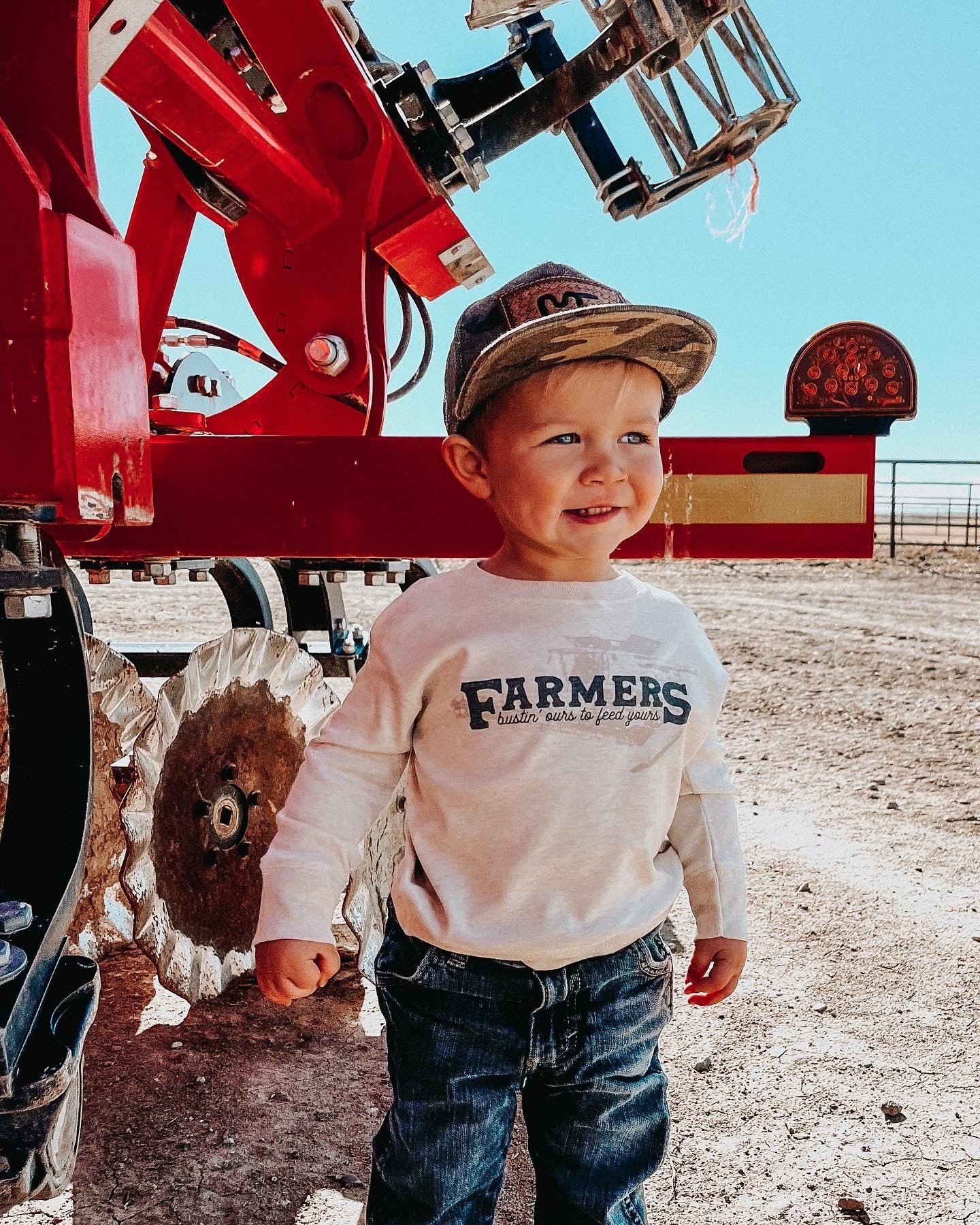 the |Farmers| Bustin Ours pullover littles